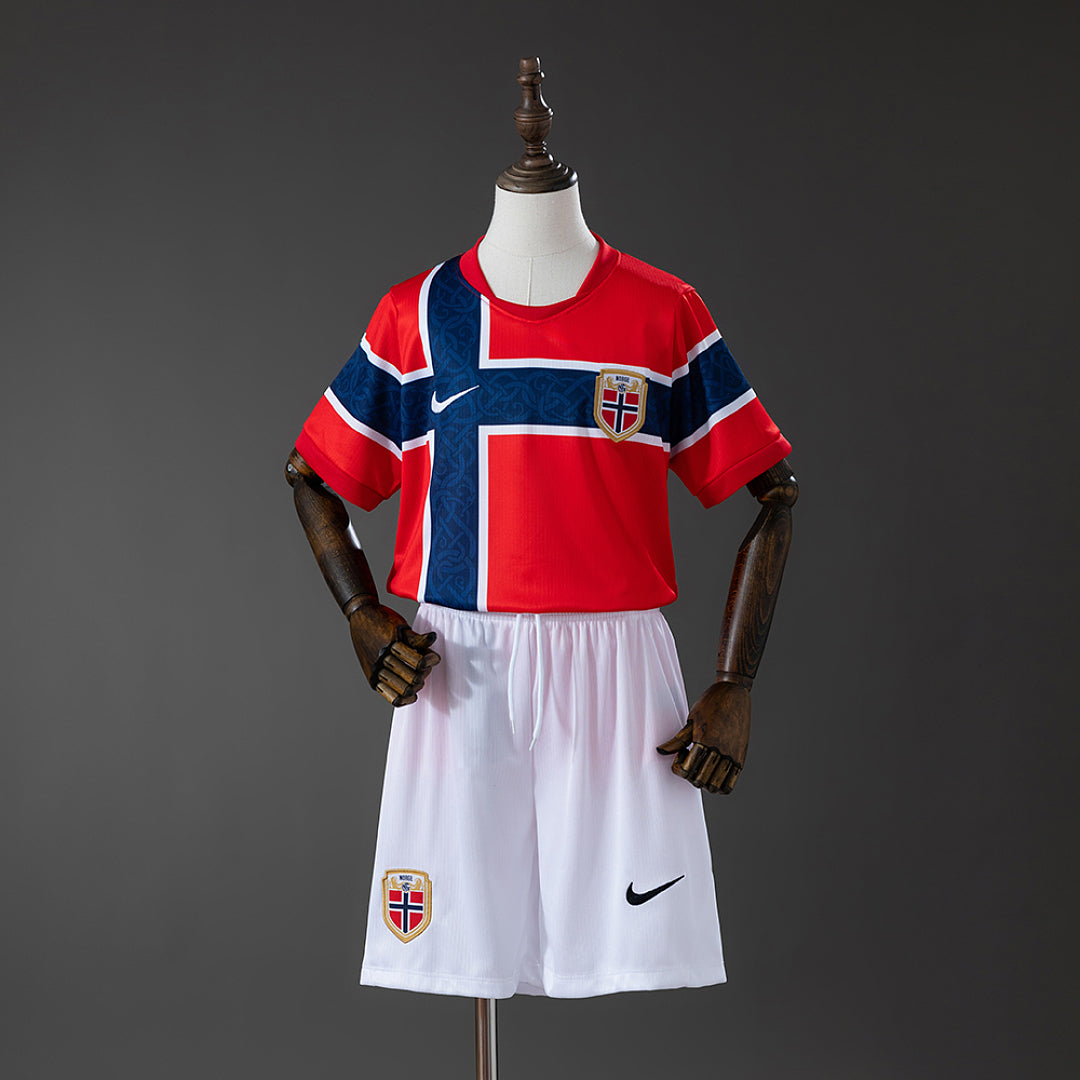 Conjunto Niños Noruega Local 2026 - frente