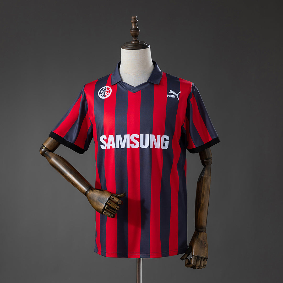 Camiseta Retro Eintracht Frankfurt Local 91/92 - frente