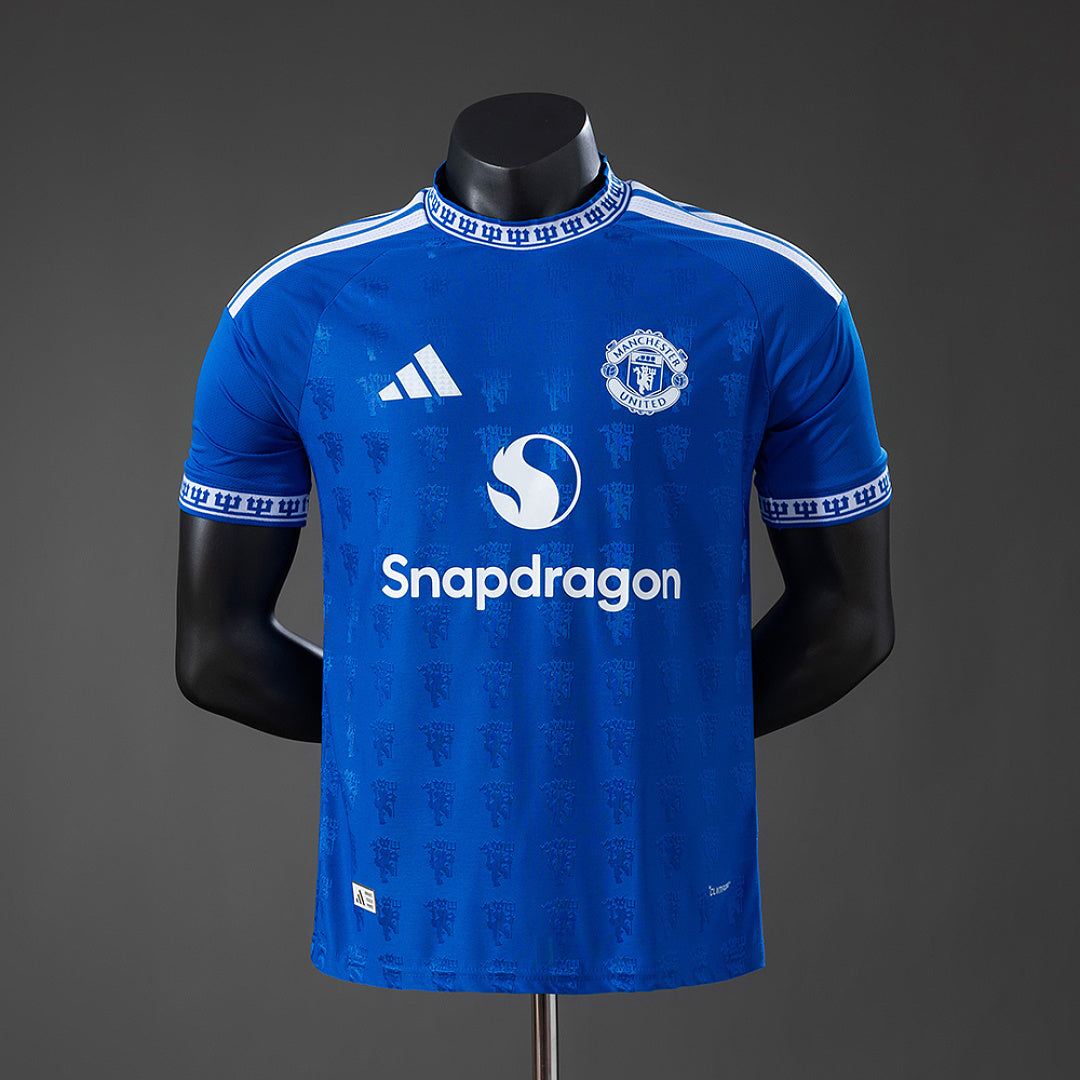 Camiseta Manchester United Azul Edición Especial 2026/27 Versión Jugador - frente