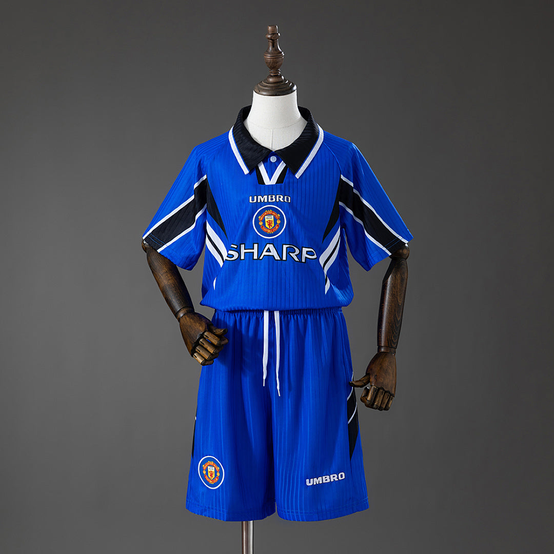 Conjunto Niños Manchester United Tercera 96/98 - frente
