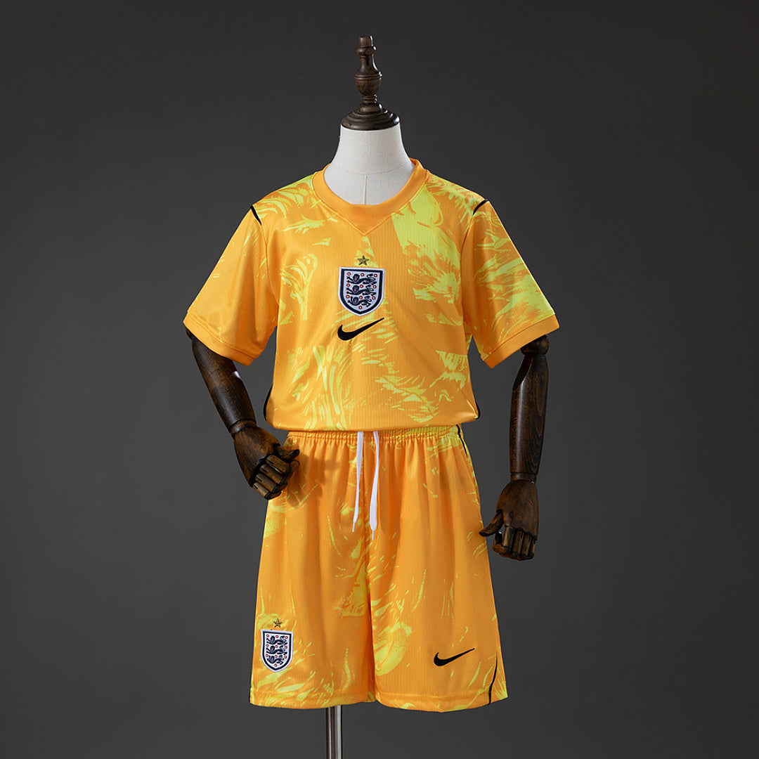 Conjunto Niños Inglaterra Portero Amarilla 2026 - frente