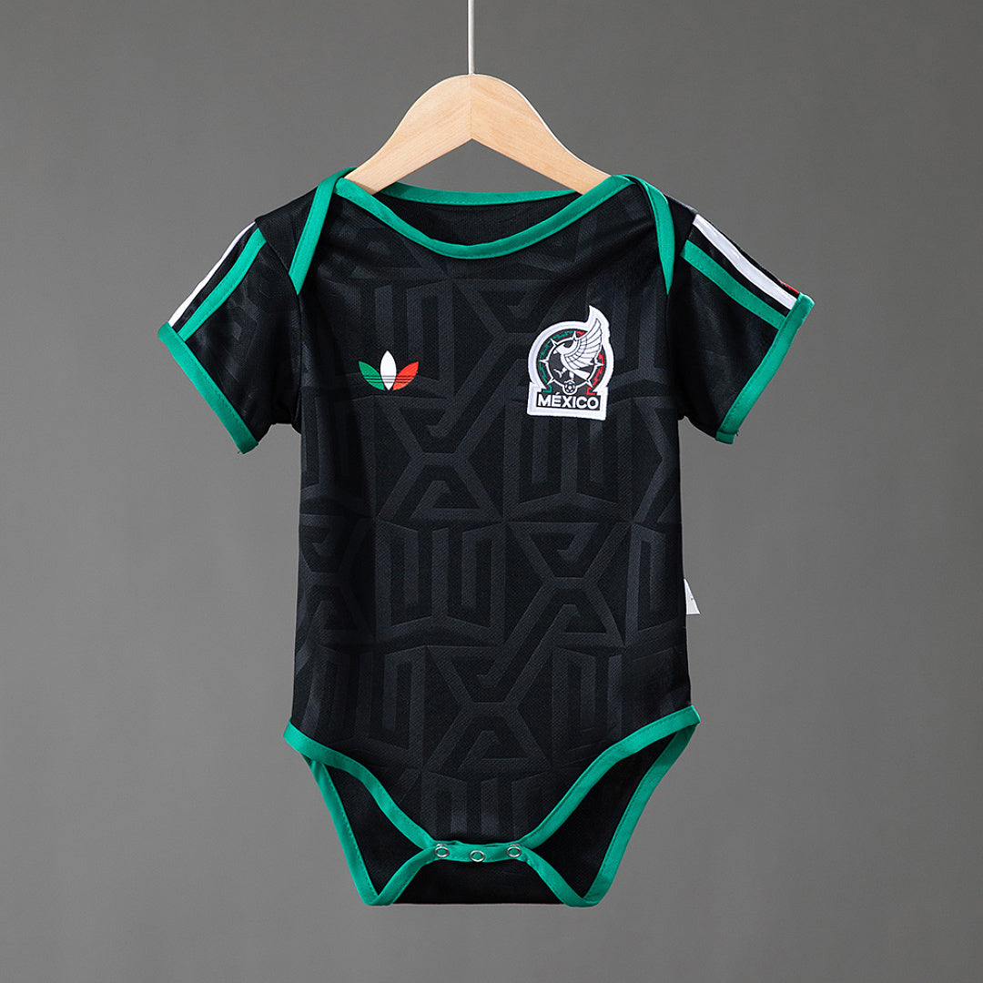 Conjunto Niños México Tercera Negra y Gris 2026 - frente