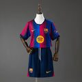 Conjunto Niños FC Barcelona Local Gris y Negra 2026/27 - frente