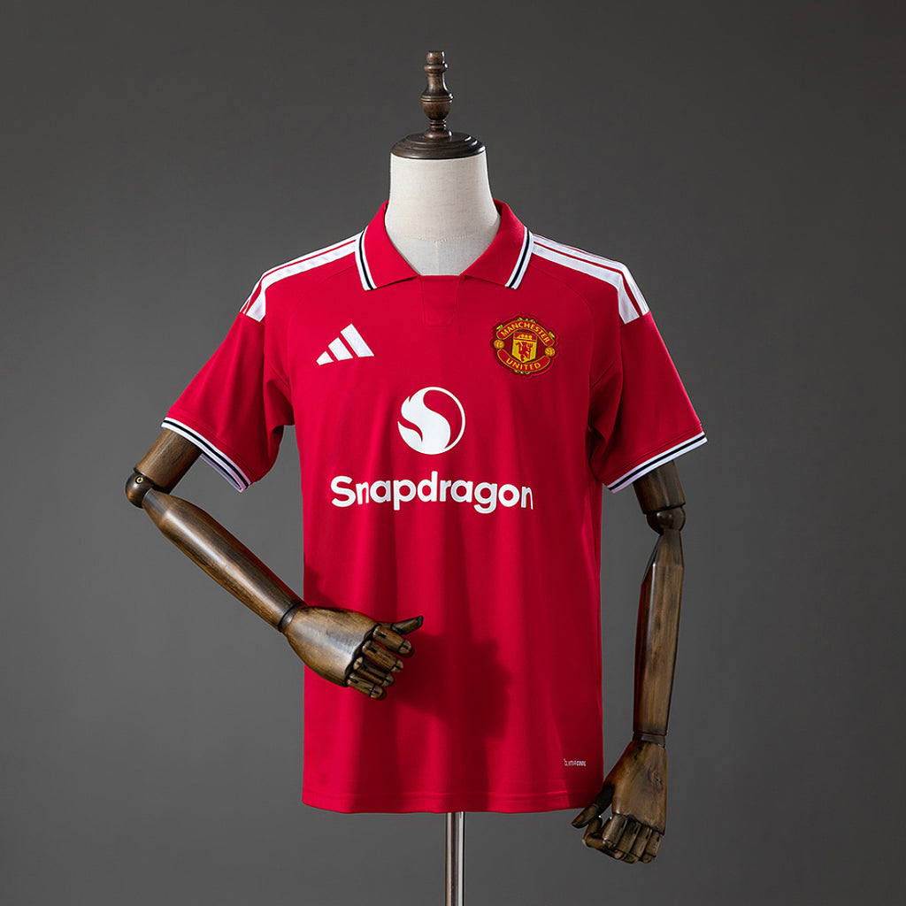 Camiseta Manchester United Local Gris y Burdeos 2026/27 - frente