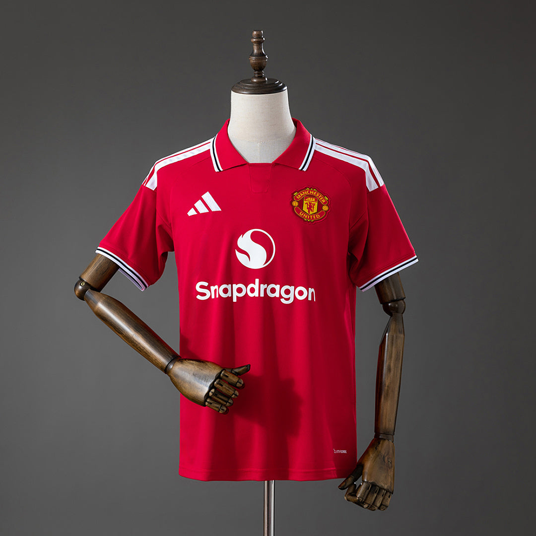 Camiseta Manchester United Local Gris y Burdeos 2026/27 - frente