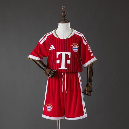 Conjunto Niños Bayern Múnich Local Gris 2026/27 - frente