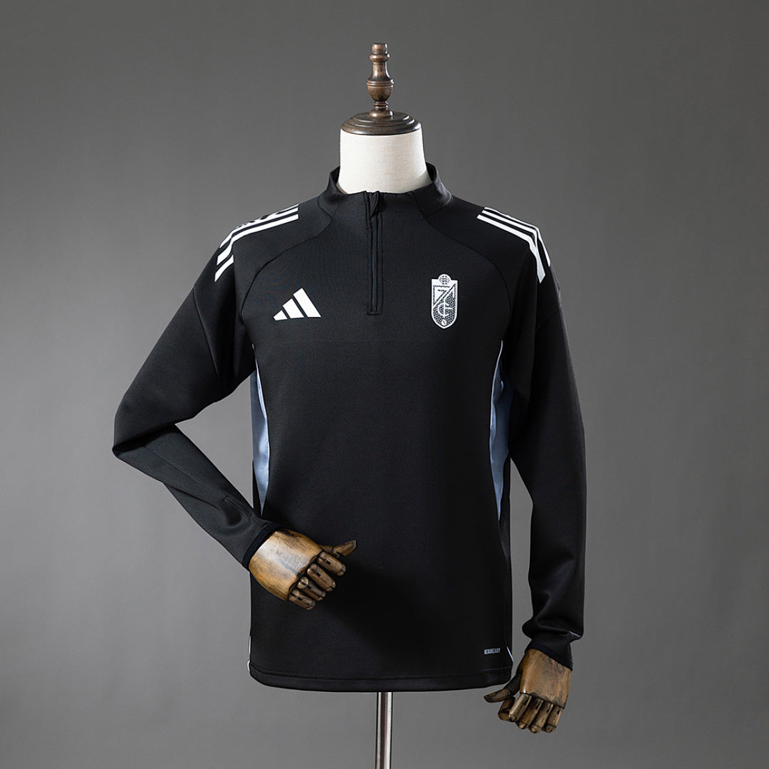 Camiseta de Entrenamiento Granada CF Negra 2025/26 - frente