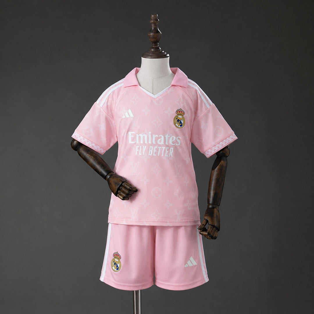 Conjunto Niños Real Madrid Edición Especial 2026/27 - frente