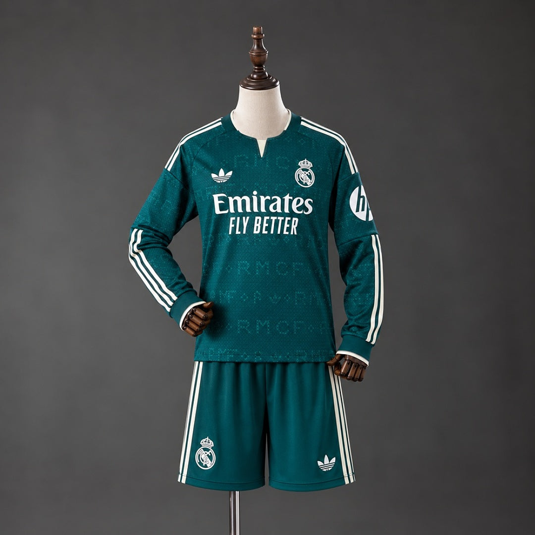Conjunto Niños Real Madrid Visita Manga Larga 2026/27 - frente