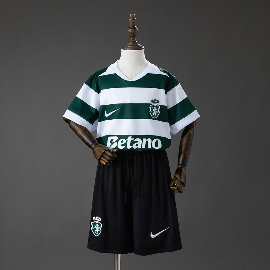 Conjunto Niños Sporting CP Local 2026/27 - frente